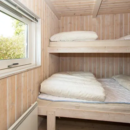Holiday X Semesterbostad Sjolund